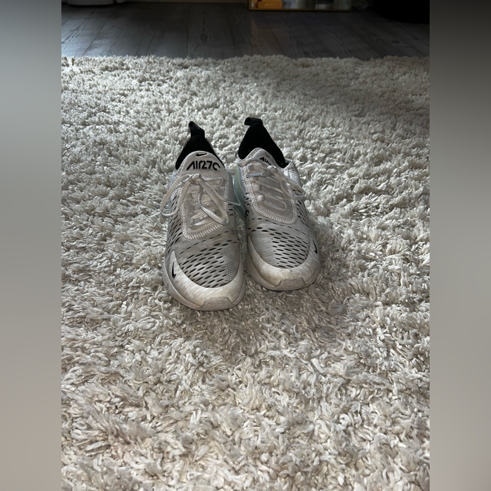 Nike White and Black Athletic Shoes Classic Design